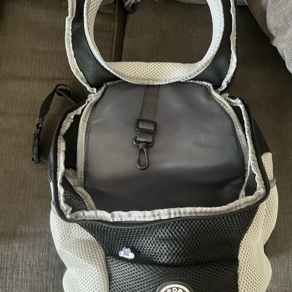 Breathable pet carrier backpack - Picture 2 of 6